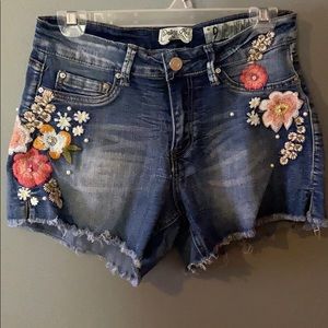 Macy’s Indigo Rein Floral Embroidered Jean Short